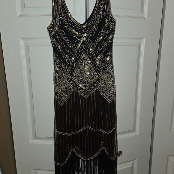 NWOT Sequined Flapper Dress - Picture 3 of 3